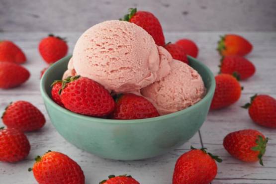 Strawberry ice cream