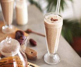 Khoya Khajoor Badam Shake